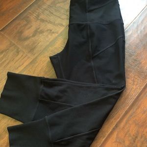 Black small calf yoga leggings